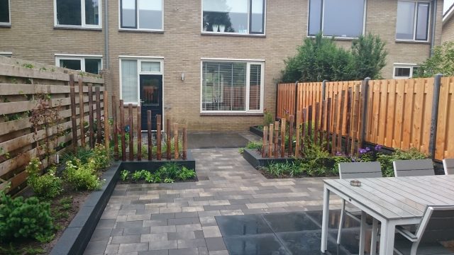 Tuinaanleg Harderwijk met tuinkamers