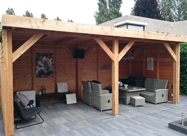 Tuinaanleg met veranda Zeewolde